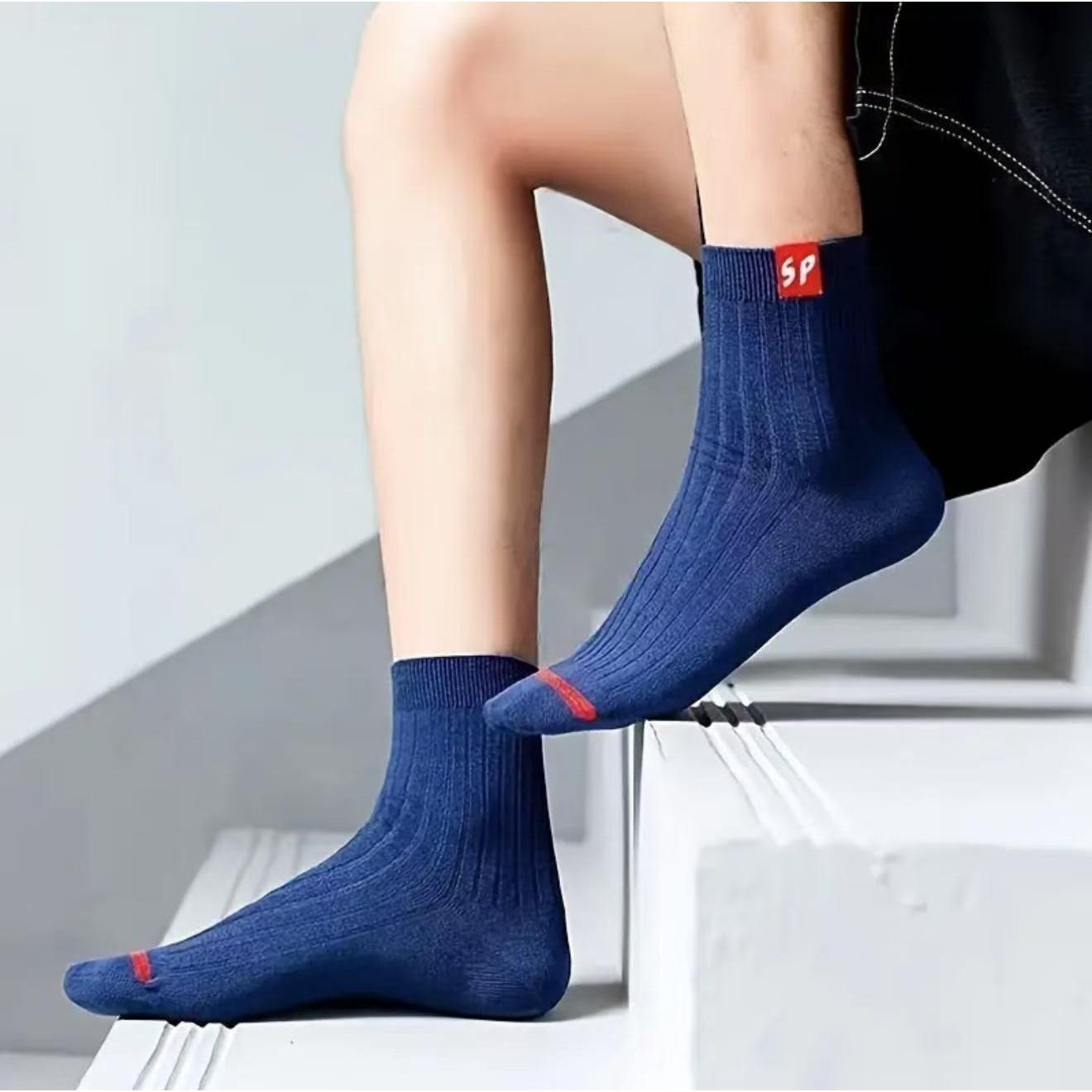 FreeShiping [10 pairs per bag] (Sizes: 36-43) Men's cotton socks, simple style, lettered mid-tube jacquard casual socks